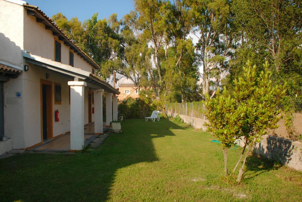 Lefkes Apartments أخارافي الغرفة الصورة
